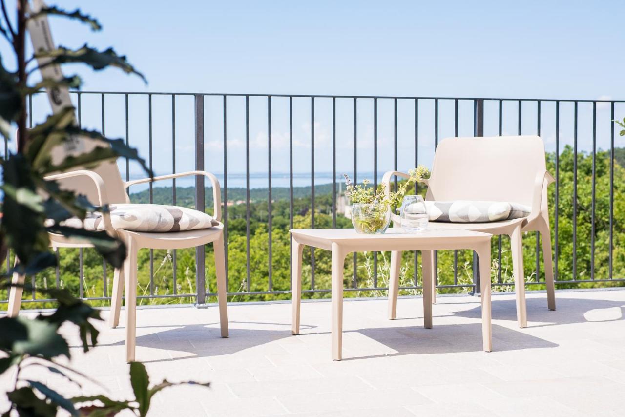 Encanto & Private Farm stay *
