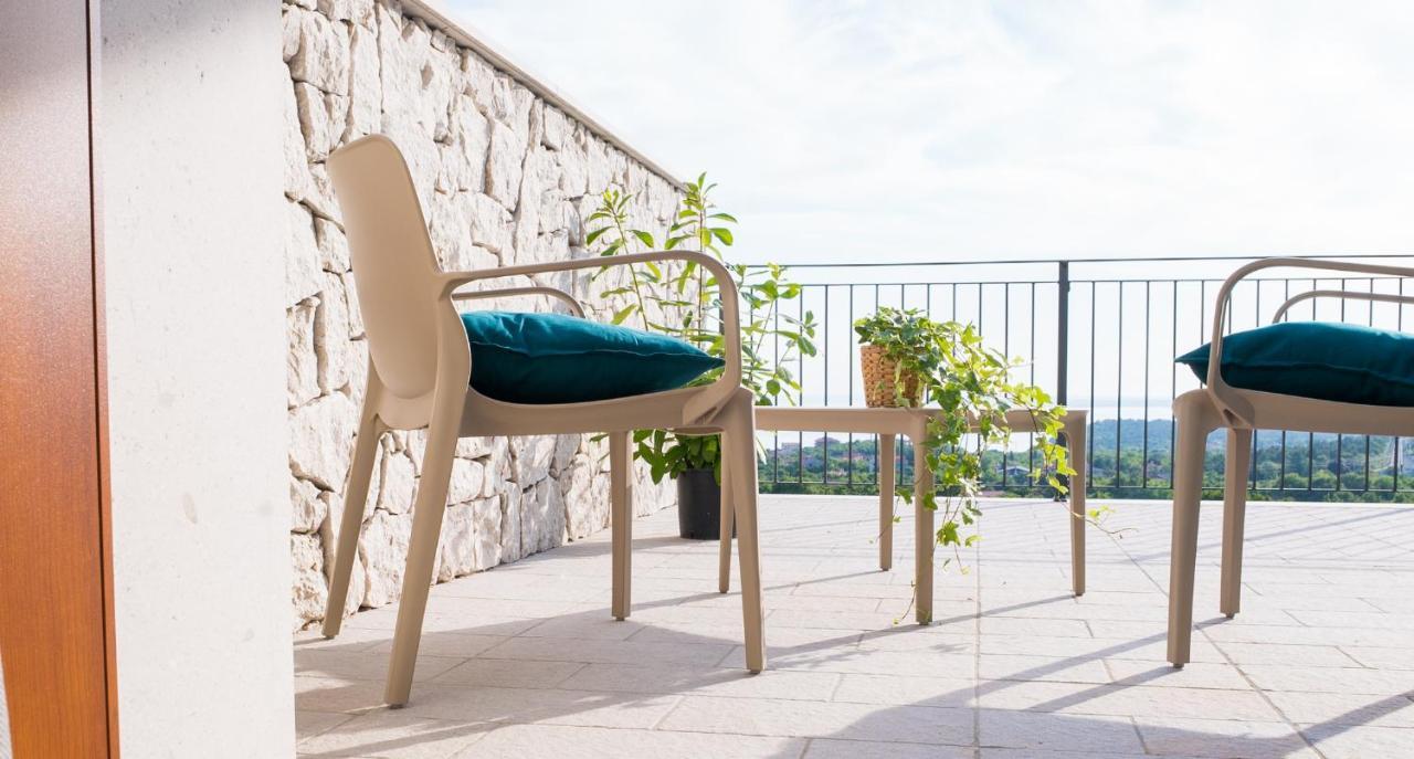 Encanto & Private Farm stay *