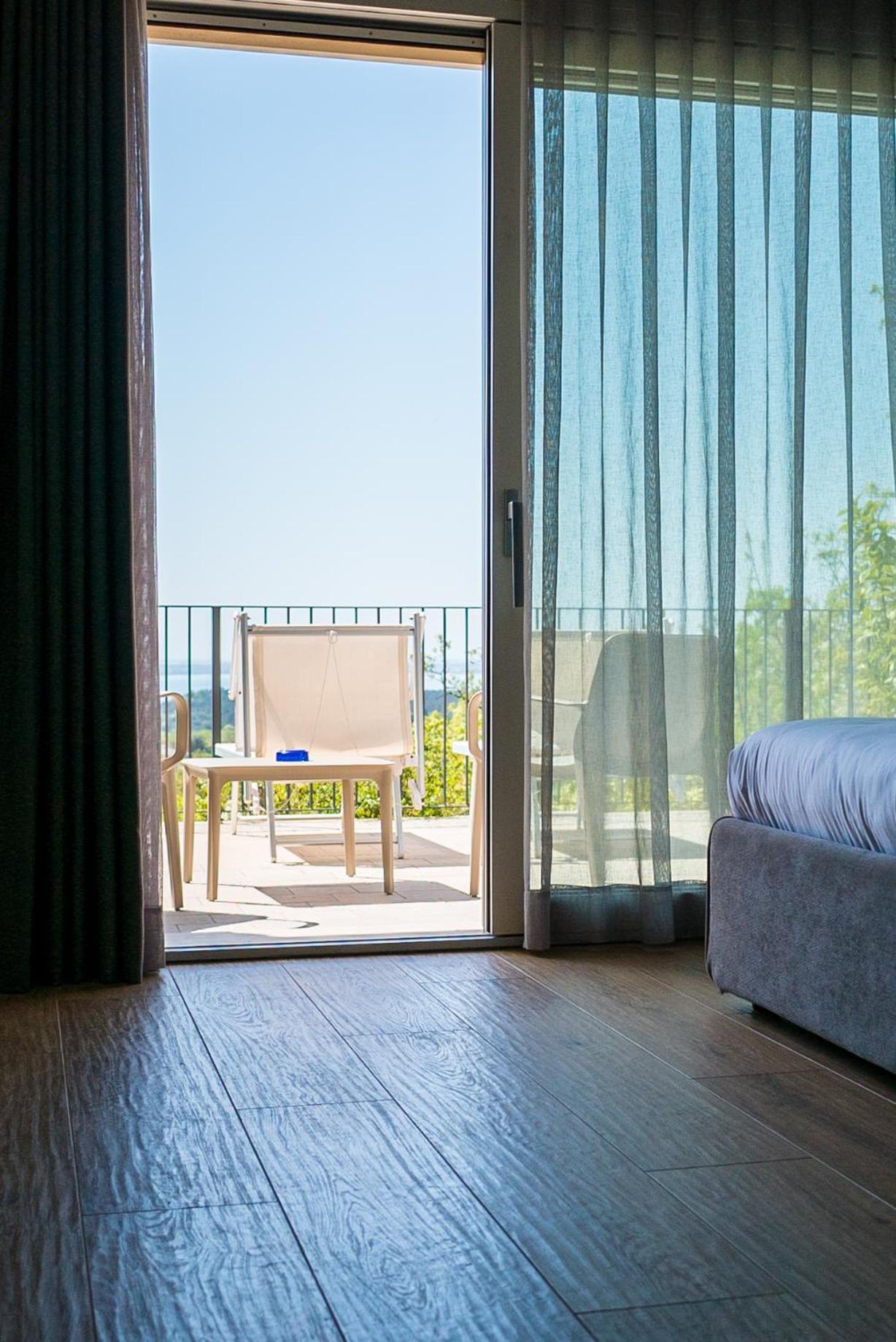 Encanto & Private Farm stay